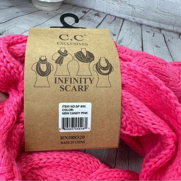 NWT Boutique C.C. crochet infinity scarf new candy pink preppy coquette girl - Picture 3 of 3